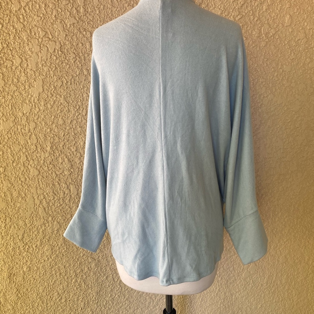 CHICO'S Ice Sage Tie Front Soft Knit Cardigan Size 1/M - Picture 5 of 7